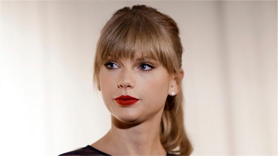 Taylor Swift Grossed Out That Scooter Braun Will Now Own Her Music