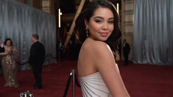 Auli'i Cravalho 2017 Oscars E! Glambot E! Online CA