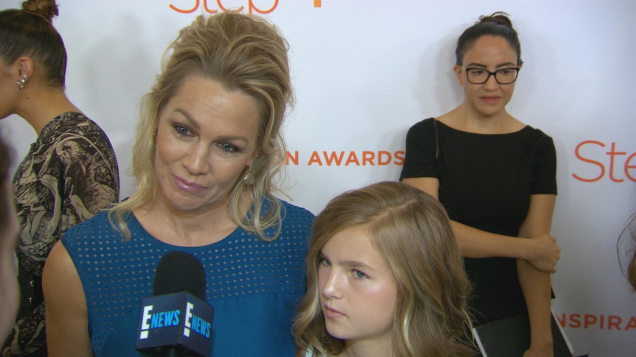 Tori Spelling And Jennie Garth Discuss Shannen Doherty S Cancer Battle E Online
