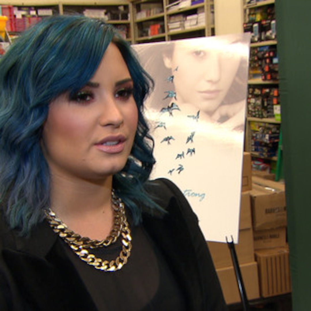 Demi Lovato Lives to Help Others - E! Online