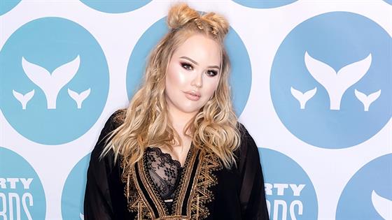 YouTuber NikkieTutorials Comes Out as Transgender