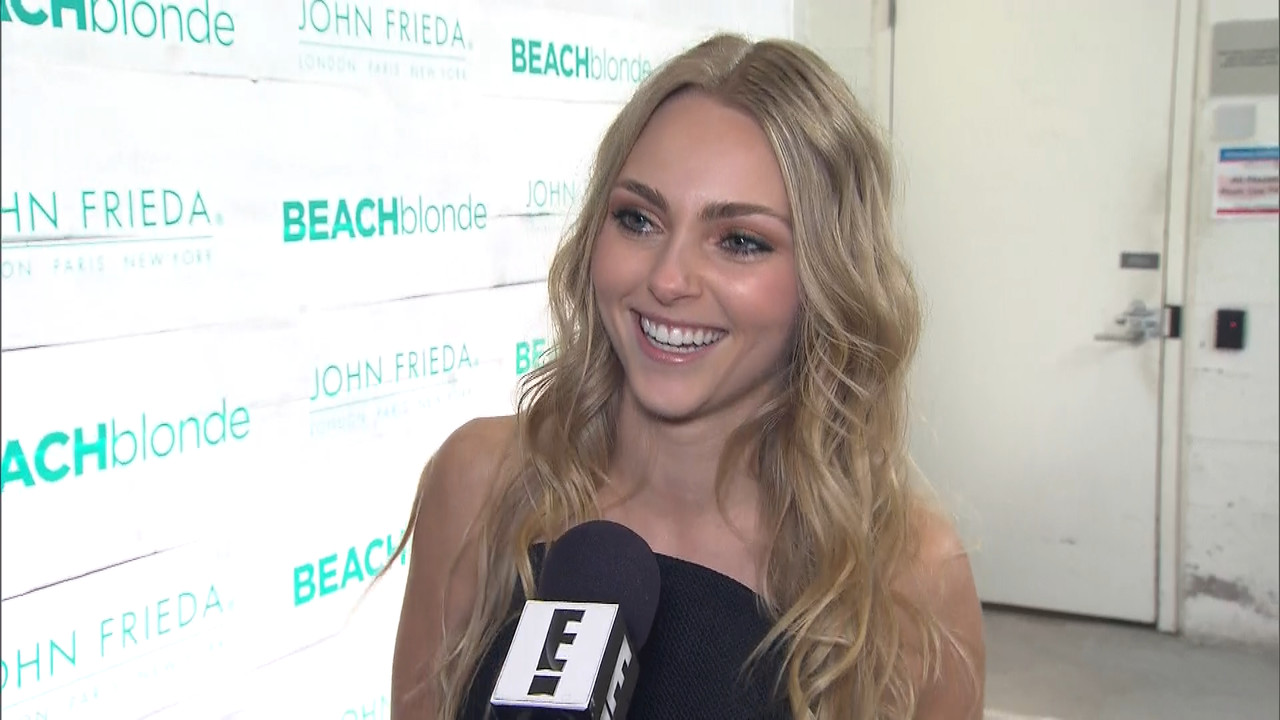 Annasophia Robb Talks Mystery Boyfriend E Online