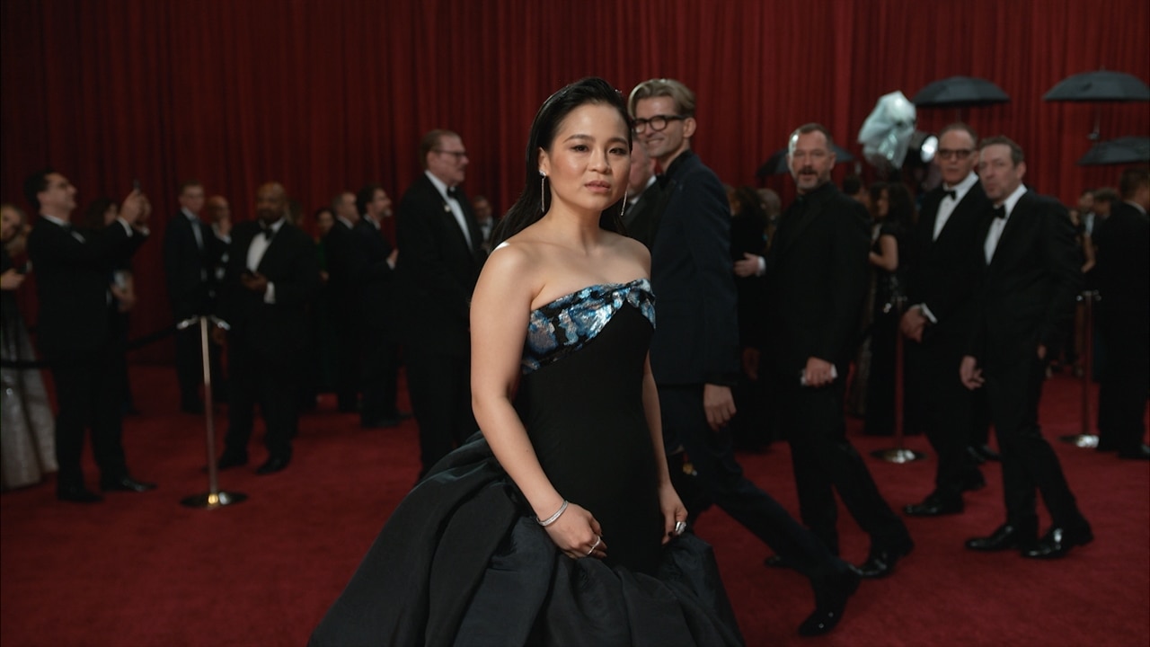 Kelly Marie Tran - 2020 Oscars E! Glambot | E! News