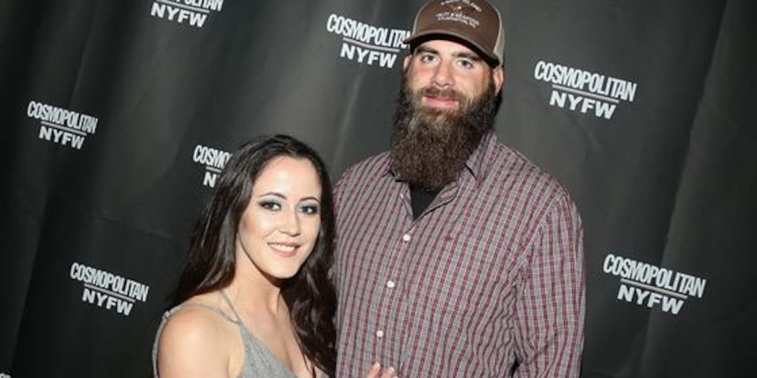 Teen Mom's Jenelle Evans Reveals How Her 3 Kids Reacted to David Eason Divorce Teen Mom's Jenelle Evans Reveals How Her 3 Kids Reacted to David Eason Divorce