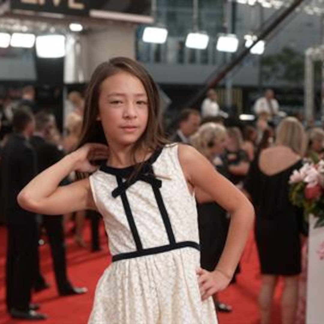 Aubrey Anderson Emmons 16 Emmys E Glambot E Online Aubrey Anderson Emmons 16 Emmys E Glambot E Online