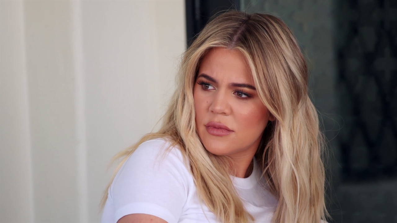 Khloe Kardashian Confronts Kourtney About Her Nasty Attitude | E! News