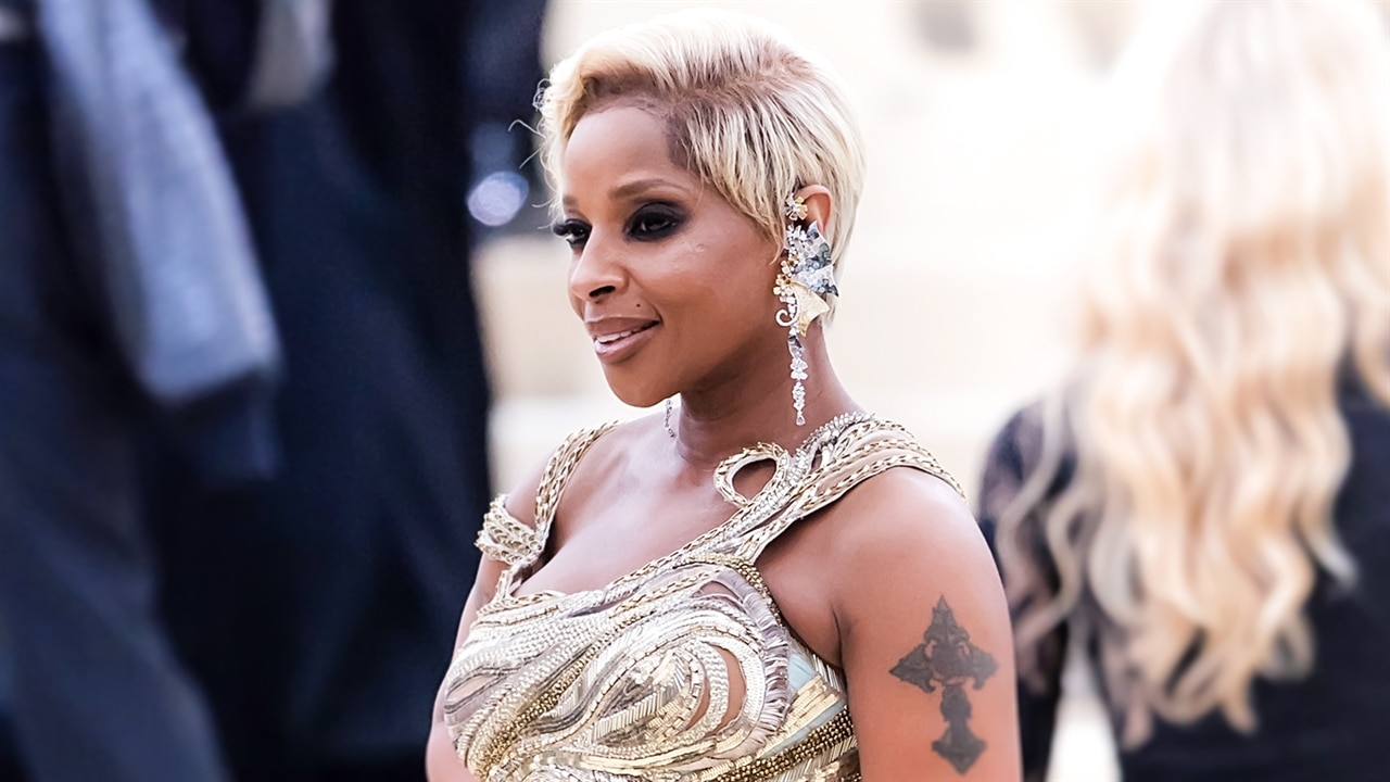 Mary J Blige Reveals Her Favorite Hairstyle E News Australia