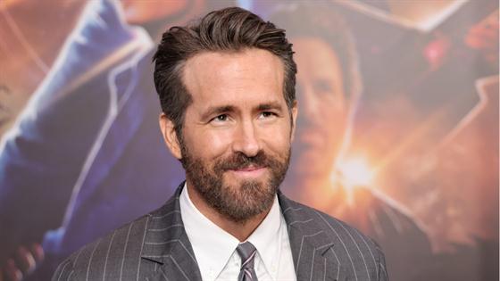 Ryan Reynolds To Receive The 2022 Peoples Icon Award At Pcas 