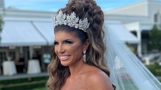 Teresa Giudice & More Housewives Hit the Football Field for Epic