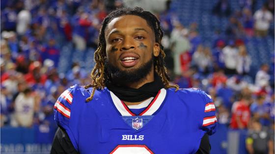 Bills' Damar Hamlin owns up to Super Bowl jacket backlash 