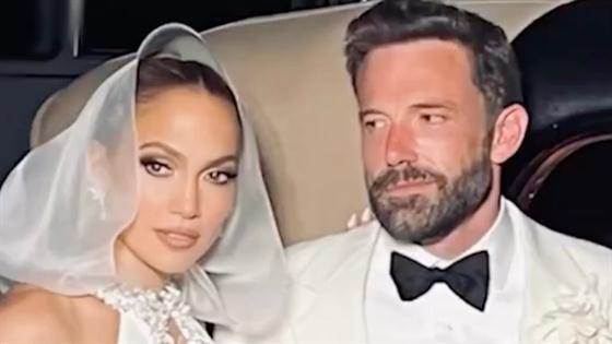 Jennifer Lopez Shares Never Before Seen Wedding Photos 