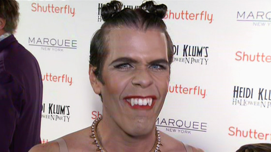 Perez Hilton Transforms Into Miley Cyrus E Online