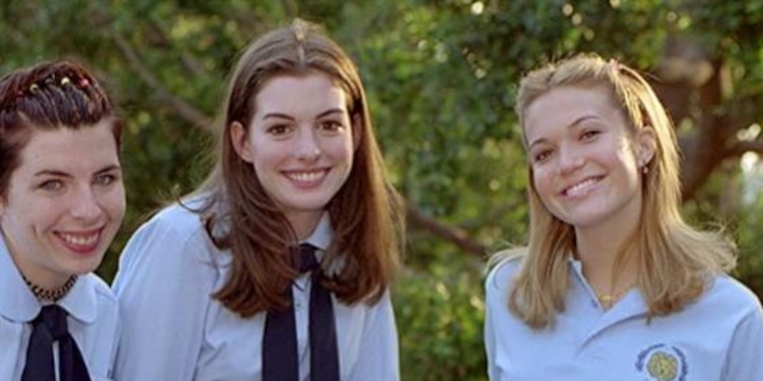 Mandy Moore Reveals Whether She'd Return for Princess Diaries 3 - E! Online.jpg