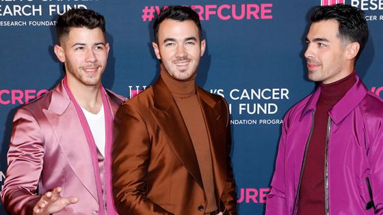 Kevin Jonas Dishes on Two New JoBros Songs - E! Online Deutschland
