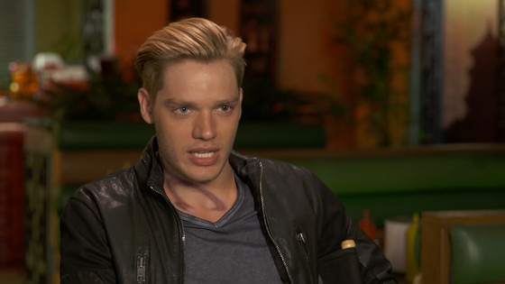“Shadowhunters” Cast Fill Out Characters’ Dating Profile
