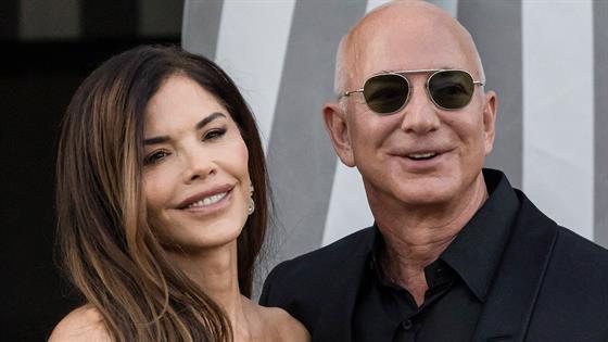 Did Jeff Bezos, Lauren Sánchez's Wedding Guests Sign NDAs? The Truth