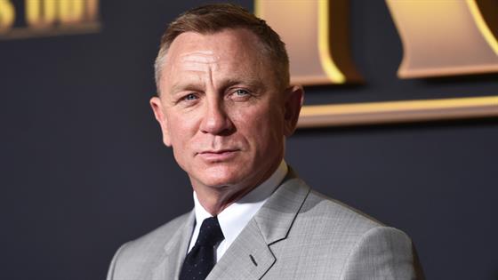 Daniel Craig Clue Movie