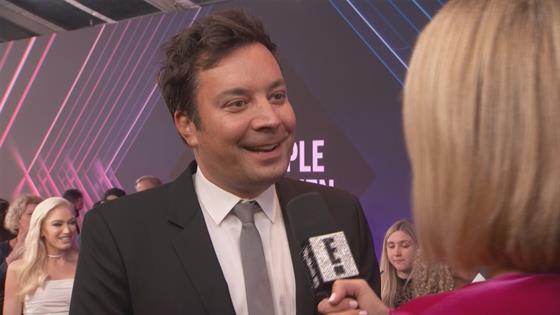 Jimmy Fallon Cant Keep His Hands Off The E Mic At 2019 Pcas