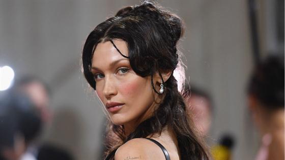 bella hadid looks stunning as she heads to the louis vuitton