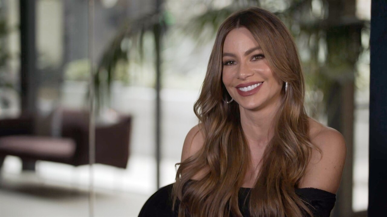 Tyler Henry Predicts Sofia Vergara's Future Gigs | E! News