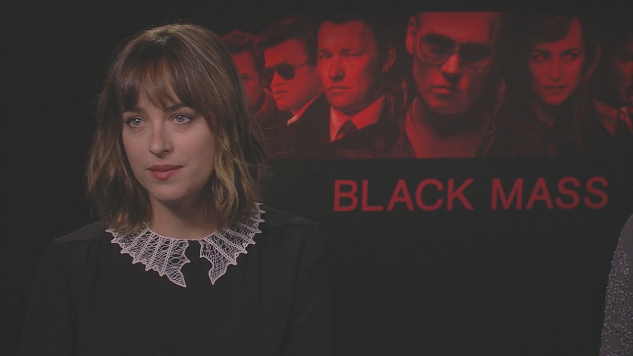 Dakota Johnson Curses Out Johnny Depp on Set | E! News