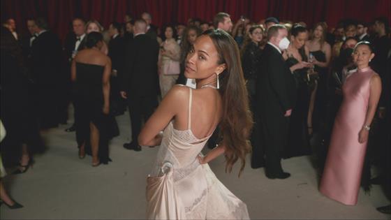 Zoe Saldaña - Oscars 2023 E! Glambot