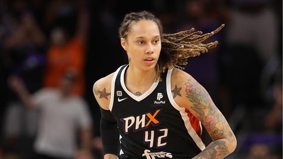Brittney Griner Arrives in the U.S. After Release From Russia - E! Online