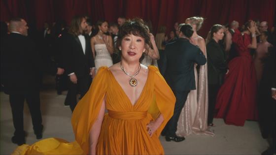 Sandra Oh Oscars 2023 E! Glambot