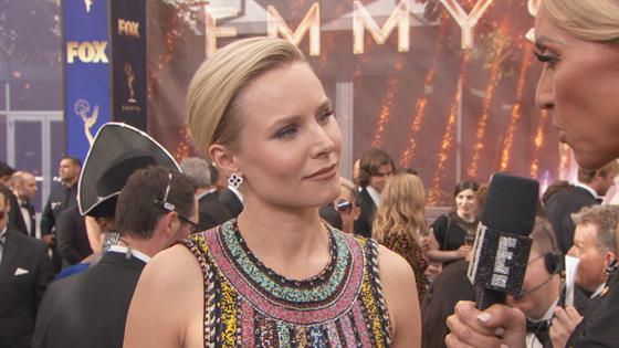 Watch Access Hollywood Highlight Kristen Bell Returns As Infamous Gossip Girl Narrator In New