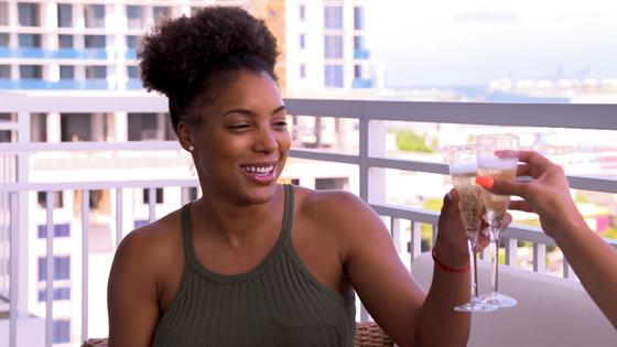 Is Darnell Nicole Still Married To Alan Anderson Which "WAGS Miami" Star Slept With Darnell Nicole's Man? - E! Online