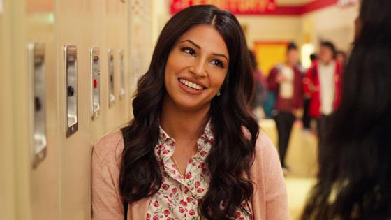 “Never Have I Ever” Star Richa Moorjani Thrilled About PCA Noms