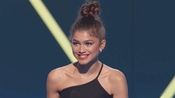 Zendaya Wins Female Movie Star of 2019