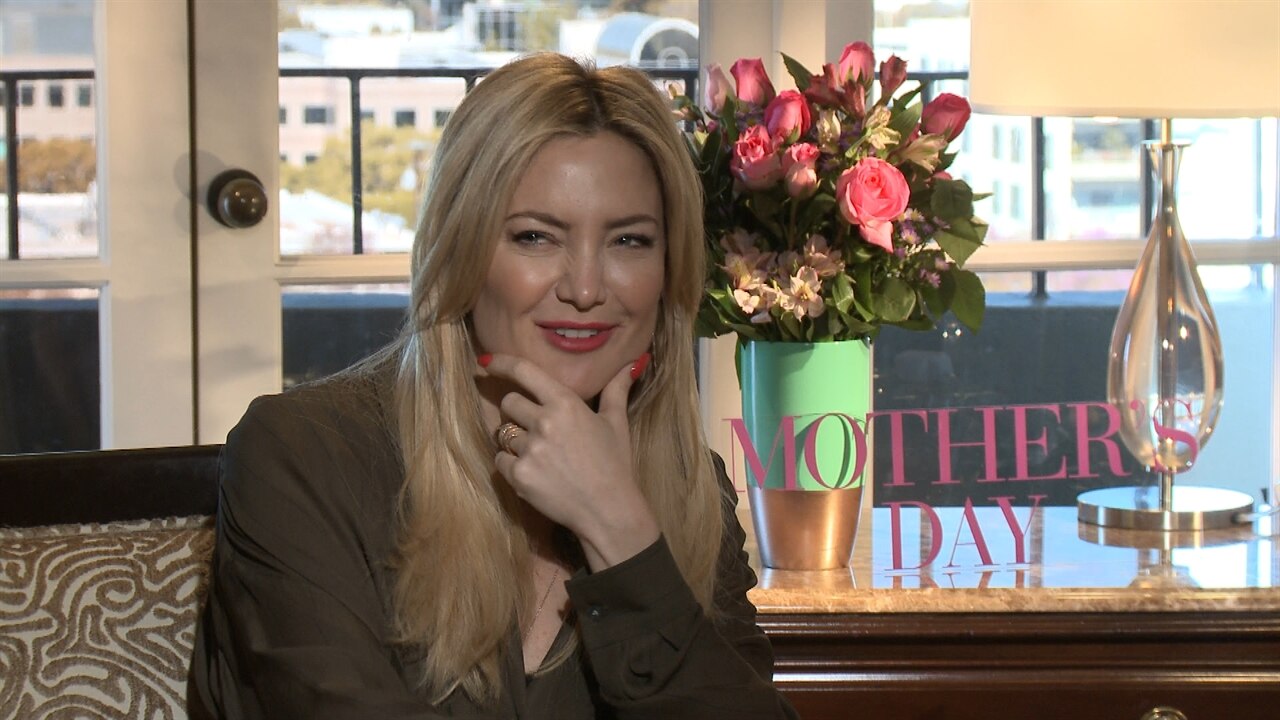 Watch Kate Hudson Hilariously Reveals Struggle to Avoid Alcohol While Pregnant video Watch Kate Hudson Hilariously Reveals Struggle to Avoid Alcohol While Pregnant video