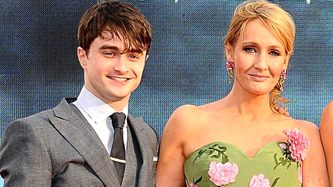 Daniel Radcliffe Reacts to J.K. Rowling's Controversy | E! News