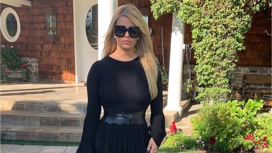 Jessica Simpson Walked 14,000 Steps a Day to Lose 100 Lbs Post