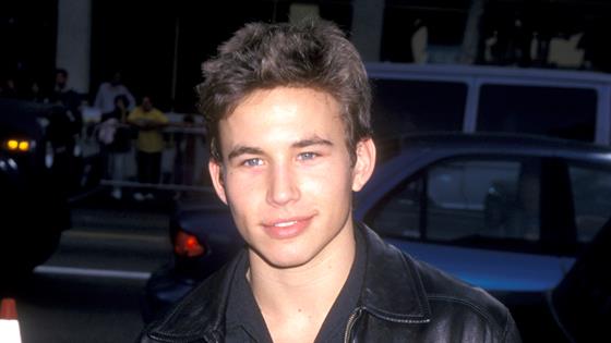 Jonathan Taylor Thomas Seen in Rare Public Outing!