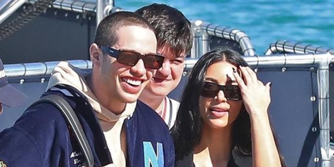 Kim Kardashian & Pete Davidson ALL SMILES in the Bahamas - E! Online.jpg