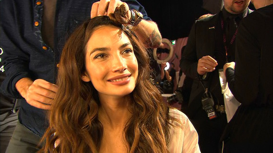 How Lily Aldridge Keeps Fit For Victorias Secret E Online 9347