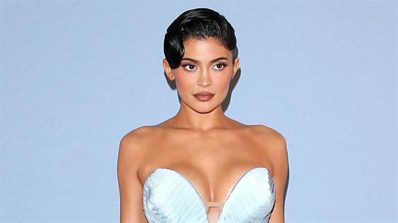 Kylie Jenner Clears Up 'Misconception' About Facial Surgery