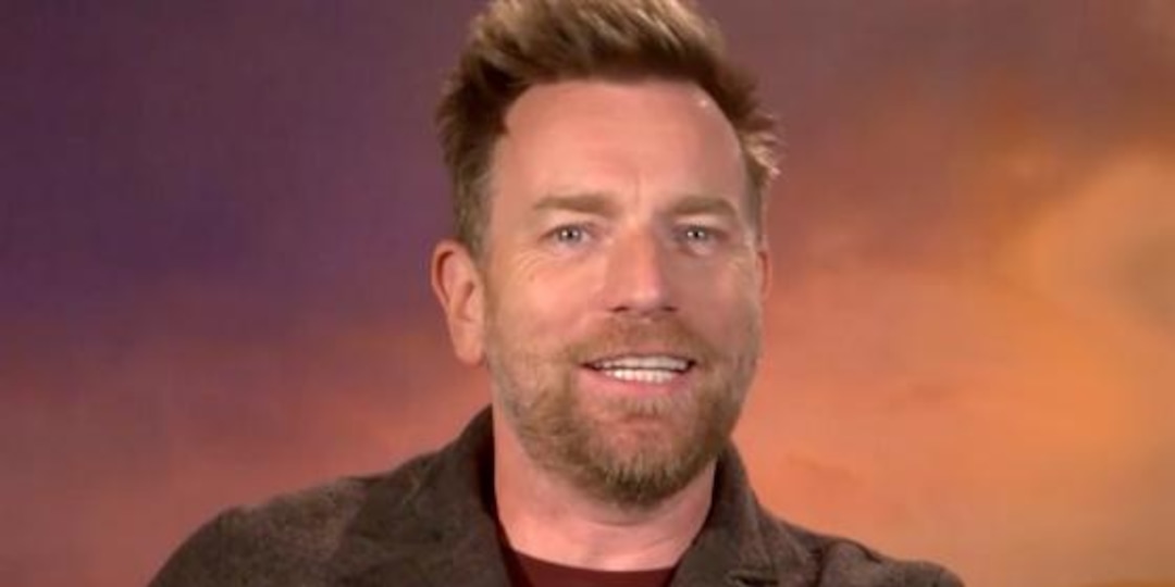 Ewan McGregor Reveals What You MUST KNOW About Obi-Wan - E! Online.jpg