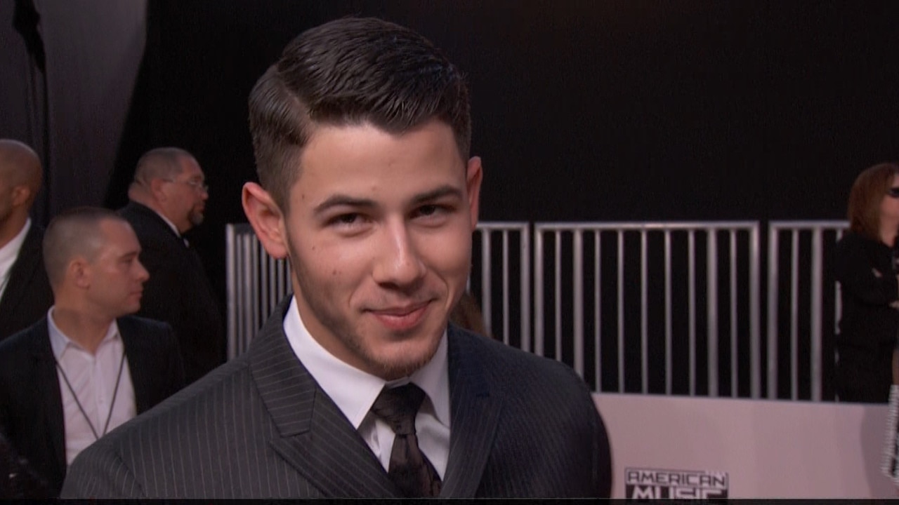 Nick Jonas' Parents Proud of Sexy Photo Shoot? | E! News