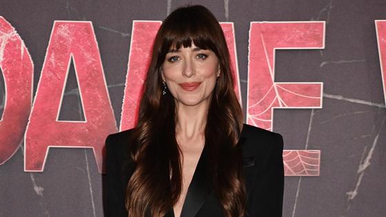 Dakota Johnson Weighs in on Nepo Baby Debate: “It’s lame”