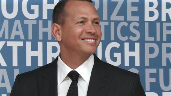 Alex Rodriguez showers ex-wife Cynthia Scurtis with compliments