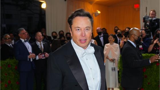 Elon Musk Weighs In on Johnny Depp vs. Amber Heard Trial - E! Online