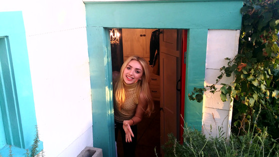 Peyton List Gives Exclusive Tour of Her Closet!