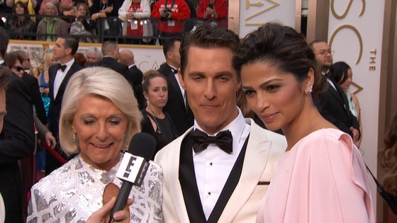 Matthew McConaughey Brings Both His Wife and His Mom to the Oscars | E ...