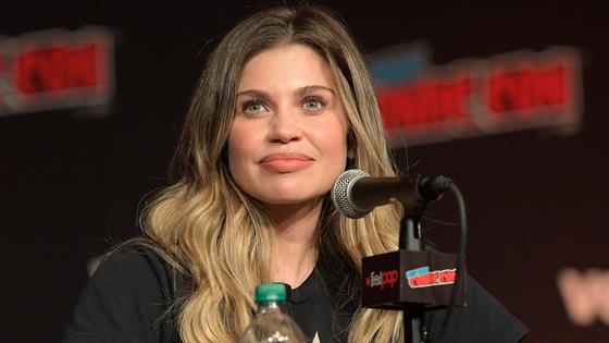 Danielle Fishel Porn Xvideos - Boy Meets World News, Pictures, and Videos - E! Online