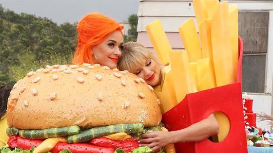 Why Taylor Swift Katy Perrys Truce Is What We Need Right Now