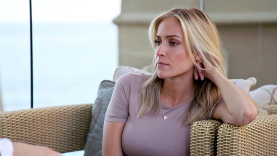 Kristin Cavallari Shades Lauren Conrad & Says She's 'Accepting  Applications' For A Boyfriend In Q&A! - Perez Hilton