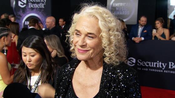 Carole King On Honoring Taylor Swift At The 2019 Amas